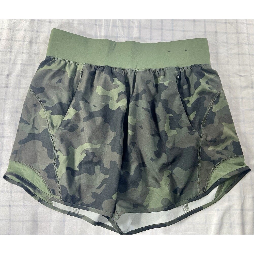 Title: Tek Gear Women’s Camo Running Shorts Size M Green Camouflage Zipper